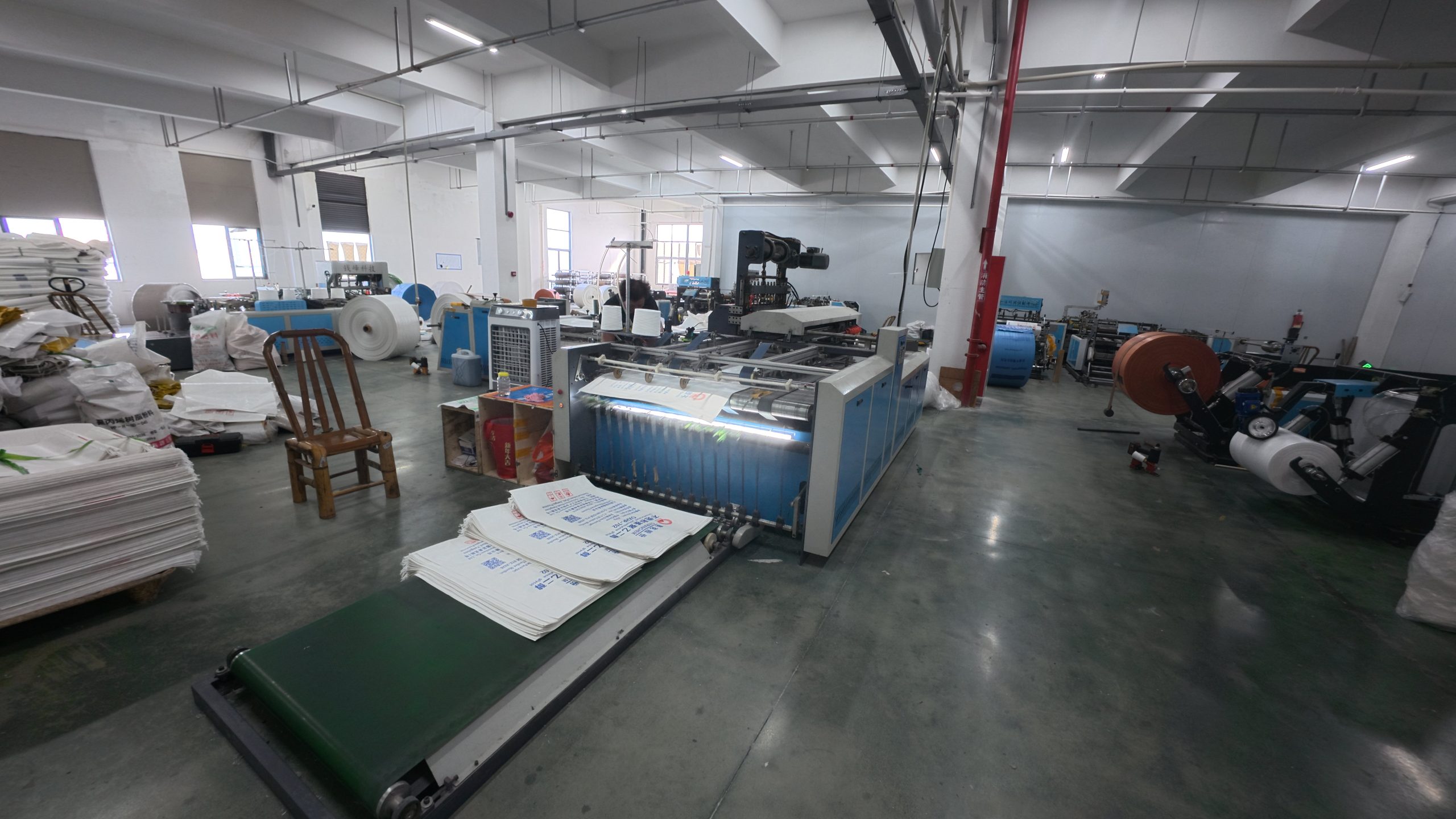 Custom PP woven bags, rice bags, fertilizer bags and PE liners